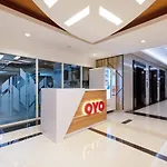 OYO 3390 Apartment Grand Kamala Lagoon Avenue