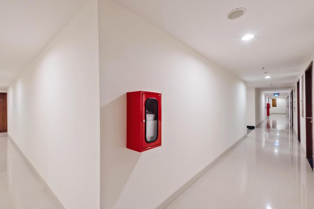 Oyo 3390 Grand Kamala Lagoon Avenue 2* Bekasi