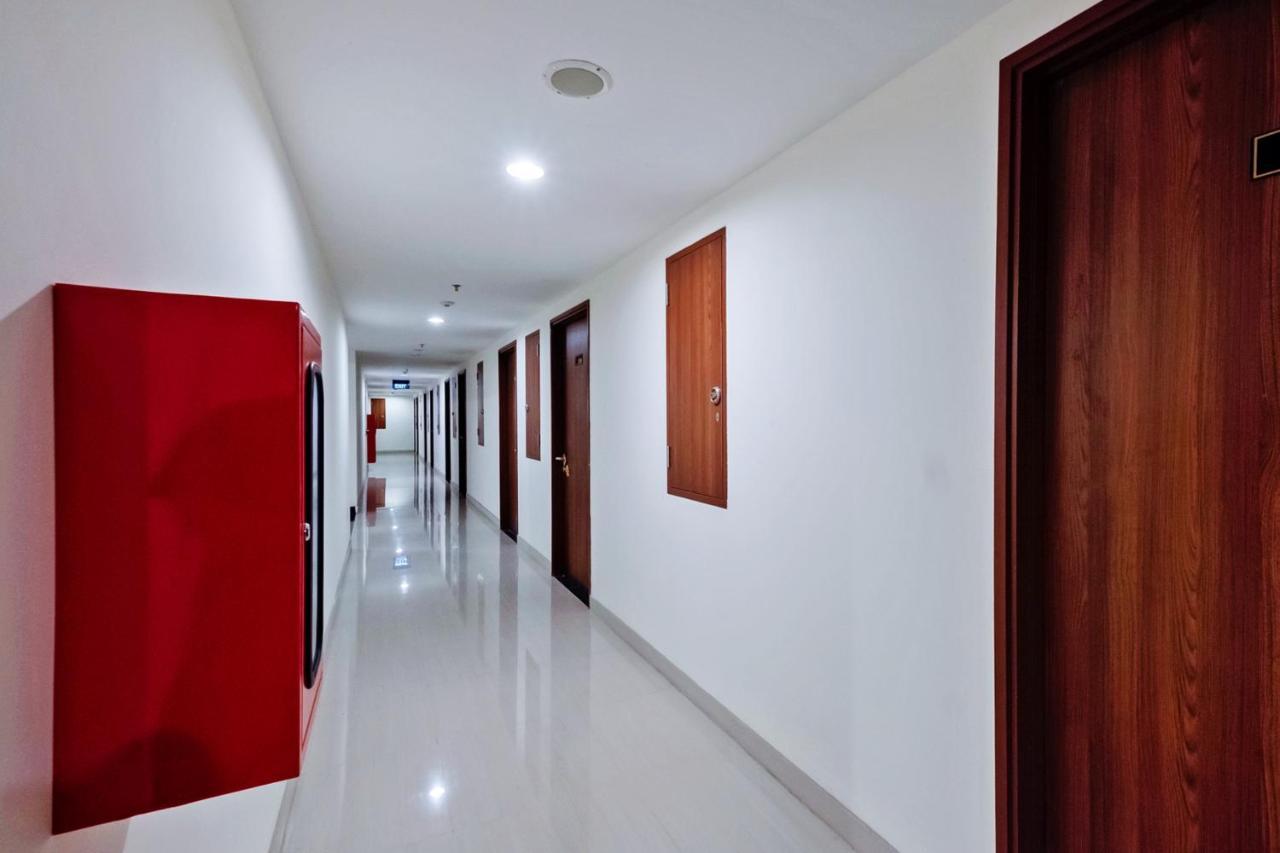 Oyo 3390 Grand Kamala Lagoon Avenue Hotel